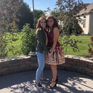 Meet your Posher, Elizabeth